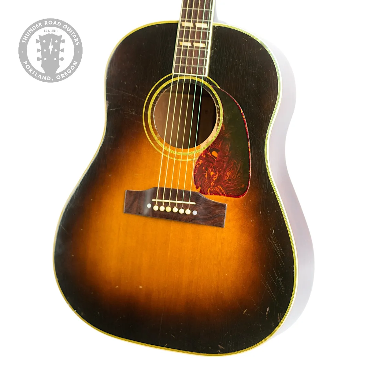gibson southern jumbo 2025' at thunder-road-guitars-pdx | Gear