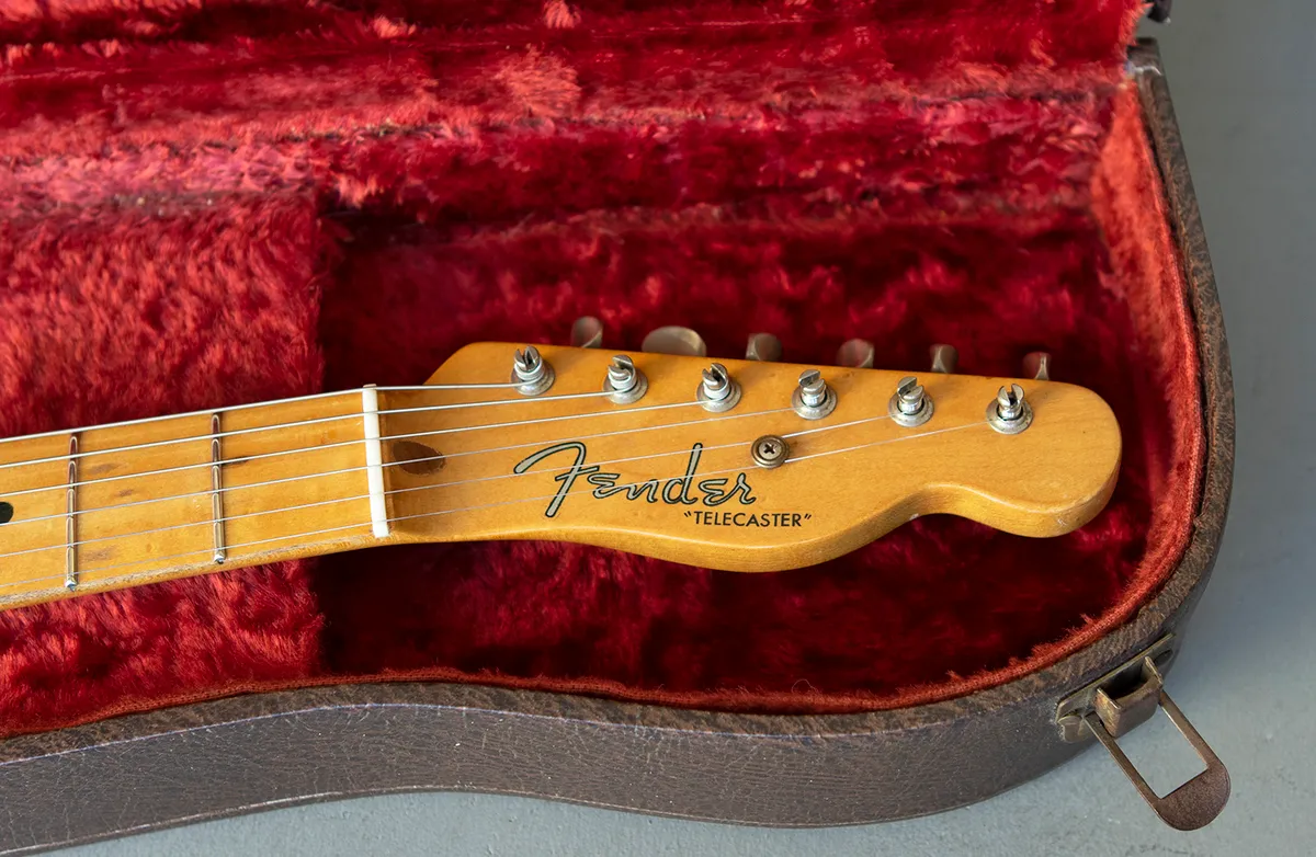 1954 Black Pick Guard Fender Telecaster 1954 - Gbase