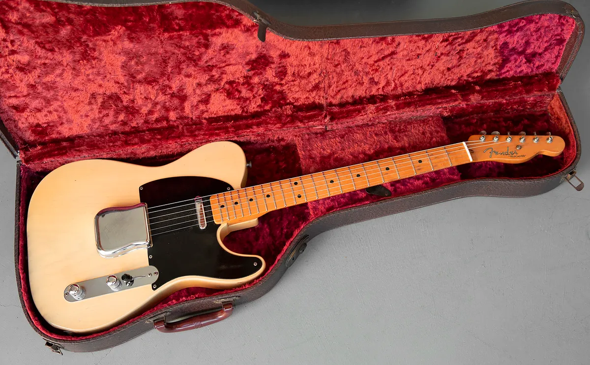 1954 Black Pick Guard Fender Telecaster 1954 - Gbase