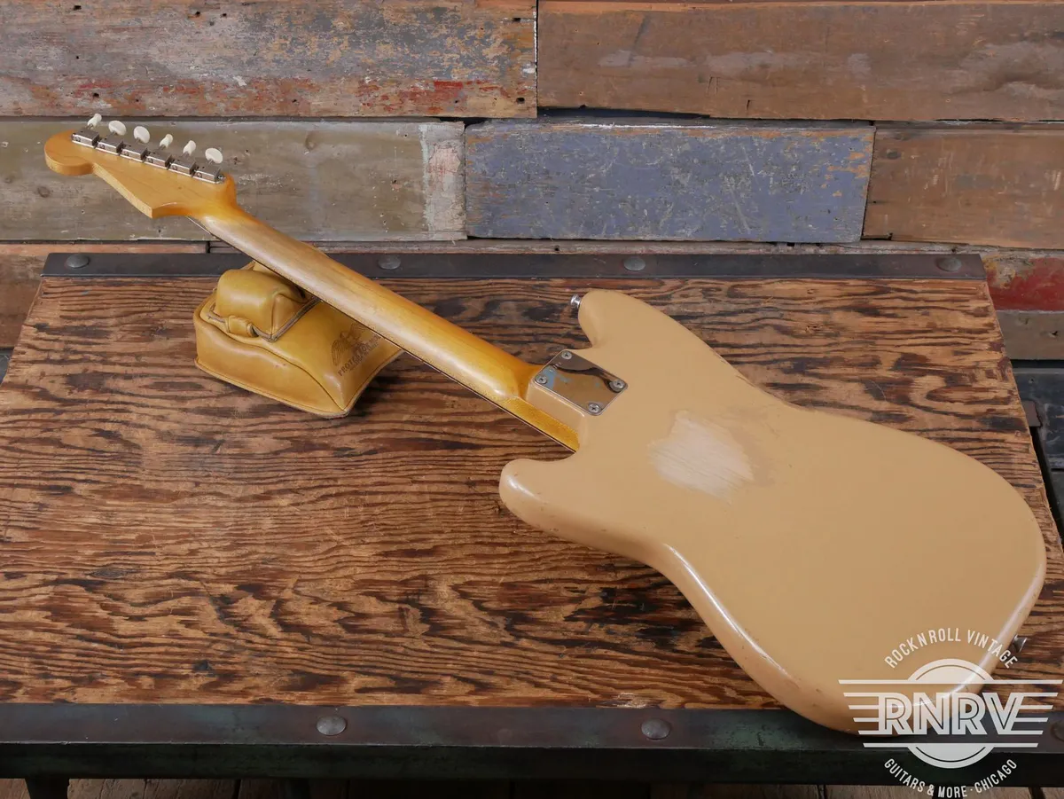 1959 Fender Musicmaster Desert Sand - Gbase
