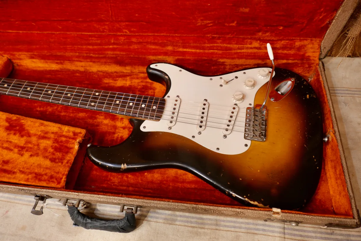 1959 Fender Stratocaster Sunburst - Gbase