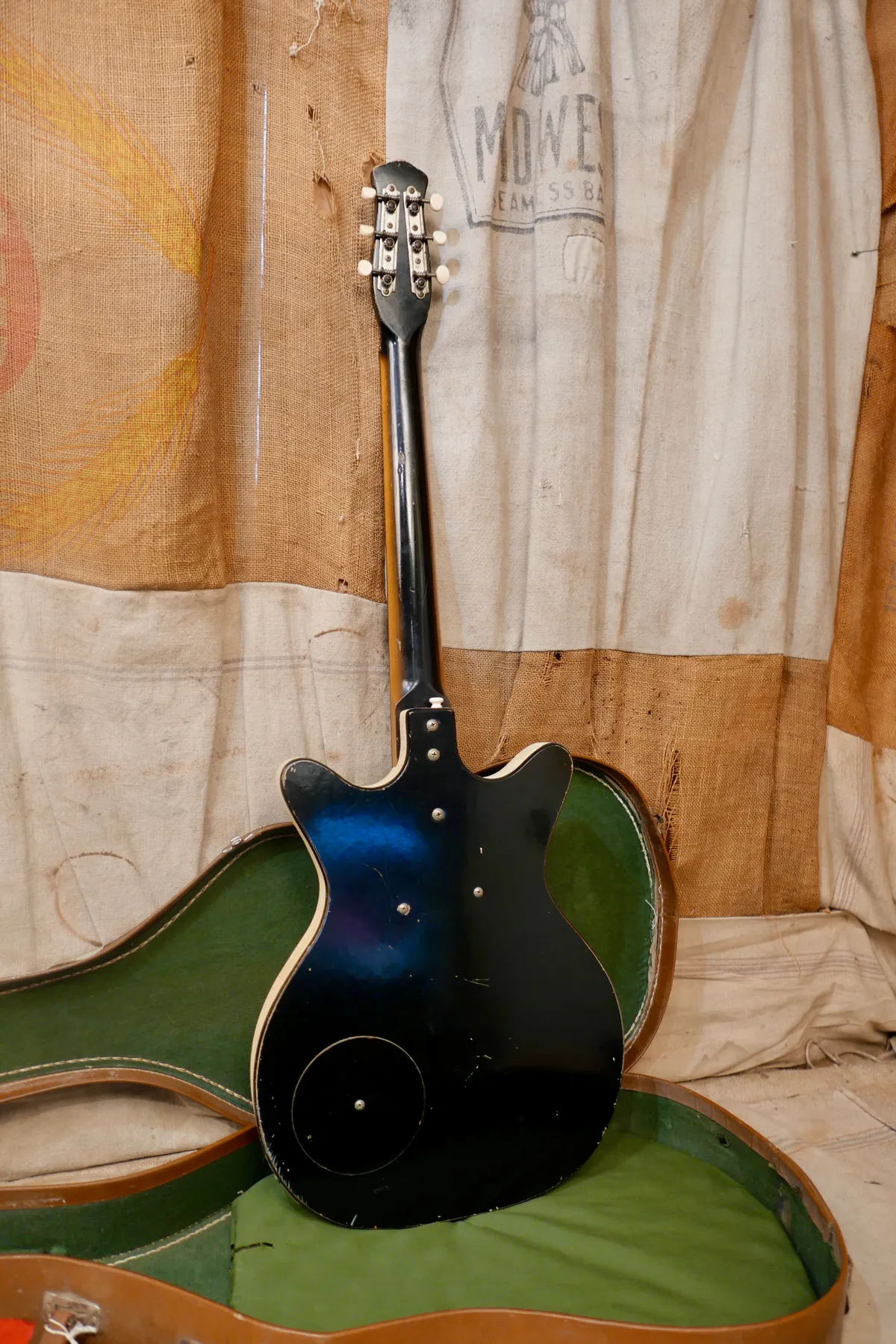 1960 Danelectro 3011 DC-1 Black - Gbase