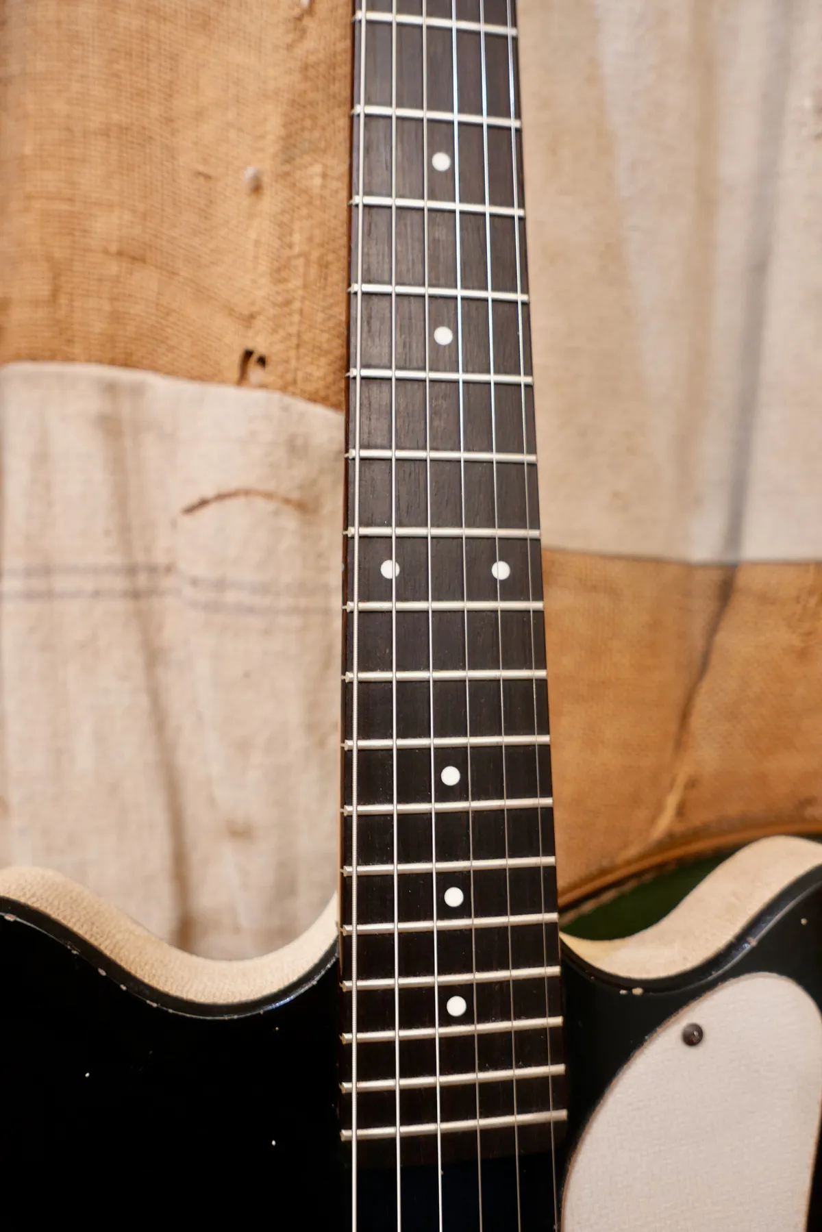 1960 Danelectro 3011 DC-1 Black - Gbase