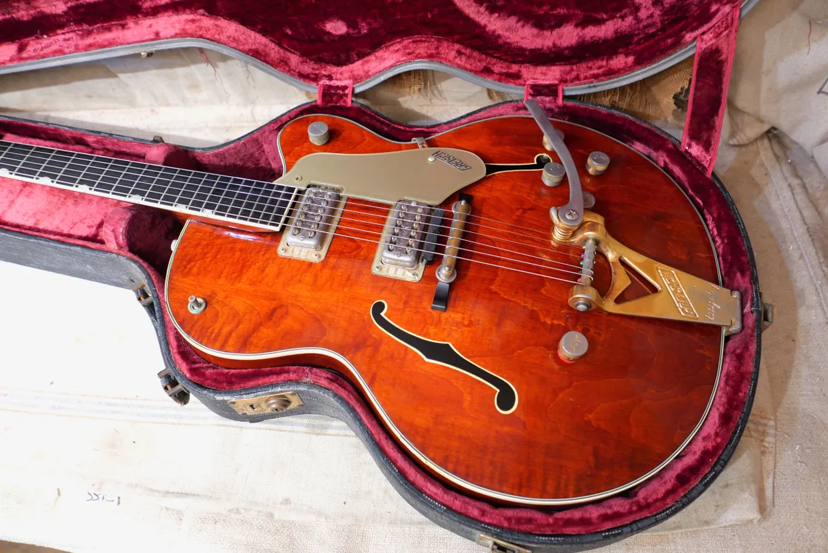 1961 Gretsch Country Gentleman Model 6122 Walnut - Gbase