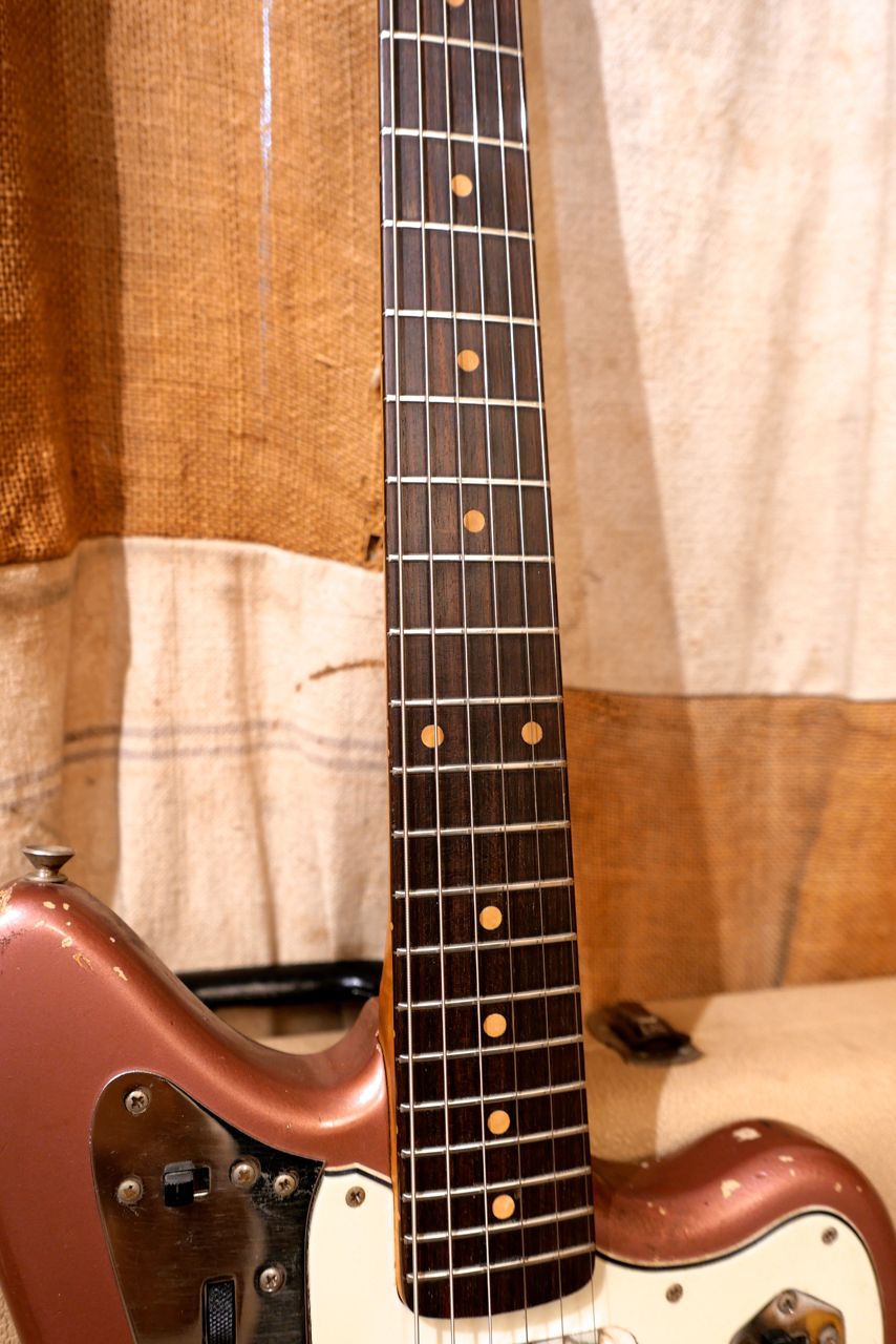 1962 Fender Jaguar Burgundy Mist Metallic - Gbase