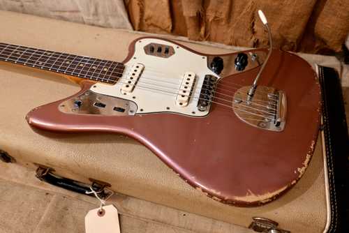 1962 Fender Jaguar Burgundy Mist Metallic > Guitars Electric Solid