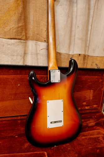 1963 Fender Stratocaster Sunburst - Refin > Guitars Electric Solid