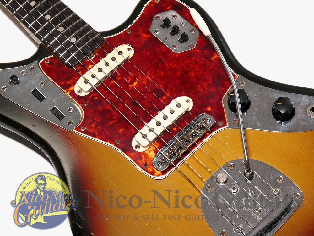 Fender JAGUAR P067065 ギター ジャンク品 1965 Fender Jaguar Sunburst - Gbase