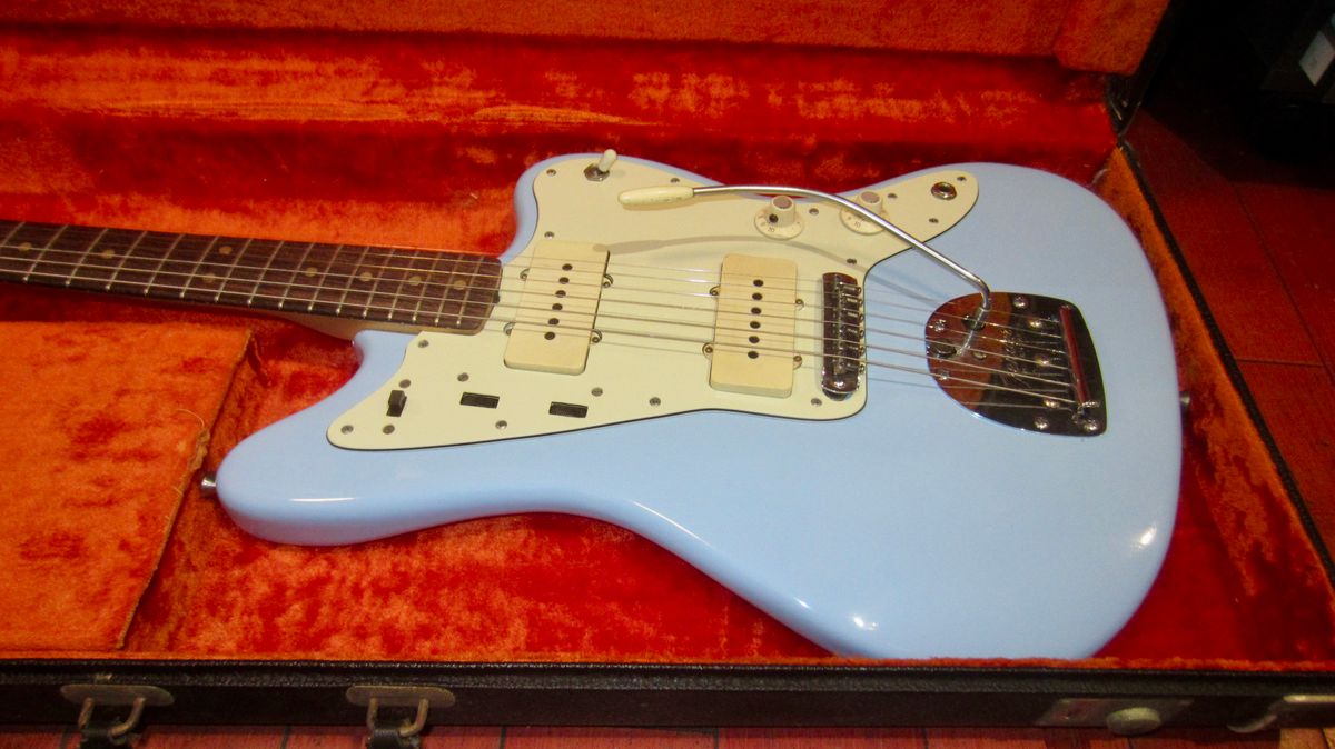 1965 Fender Jazzmaster Daphne Blue w. Original Hardshell Case - Gbase