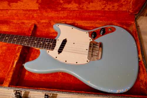1965 Fender Musicmaster II Blue - Gbase