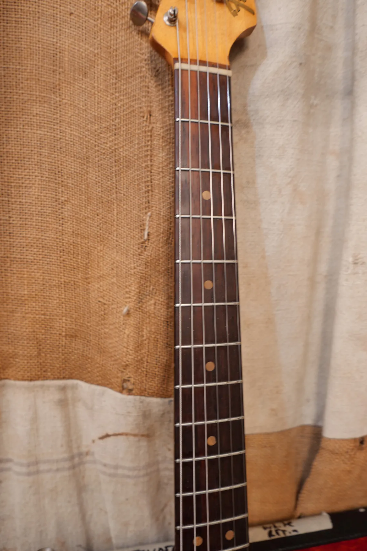 1965 Fender Stratocaster Olympic White - Refin - Gbase