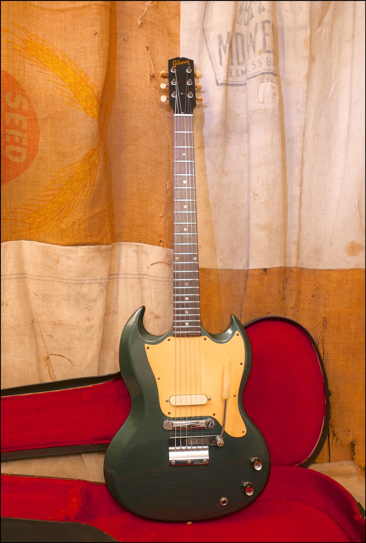 1966 Gibson Melody Maker SG Pelham Blue > Guitars Electric