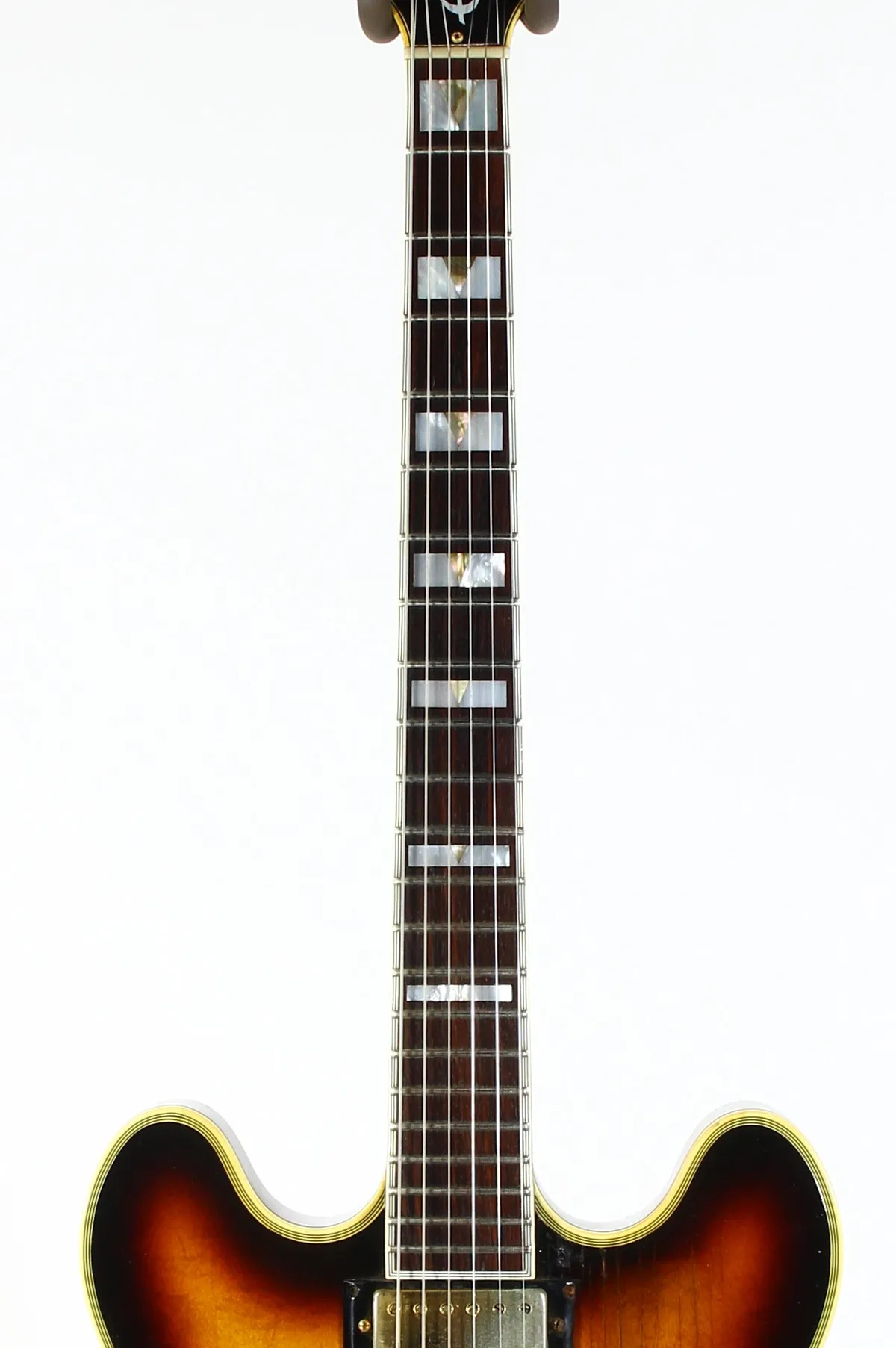 1967 Epiphone Sheraton E212T SunburstVintage > Guitars Electric