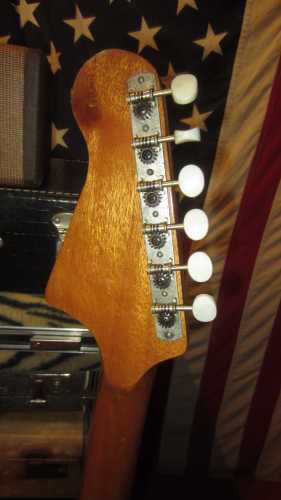 1968 Splendor Three Pickup Solidbody Electric Sunburst - Gbase