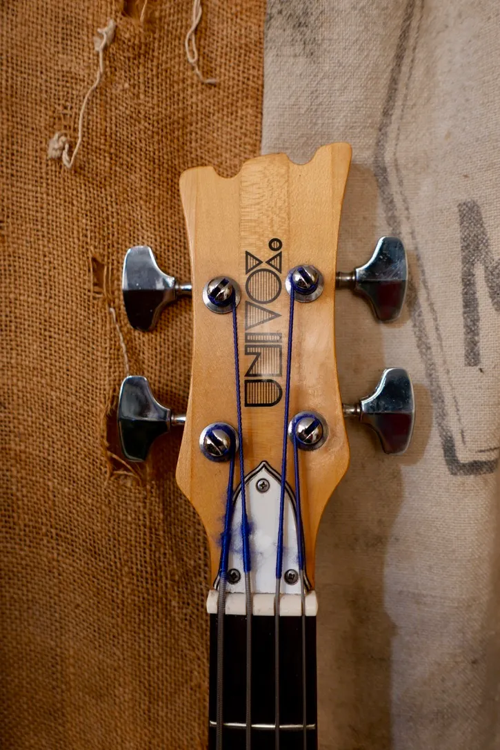1970 Univox Hi-Flier Bass Natural - Gbase