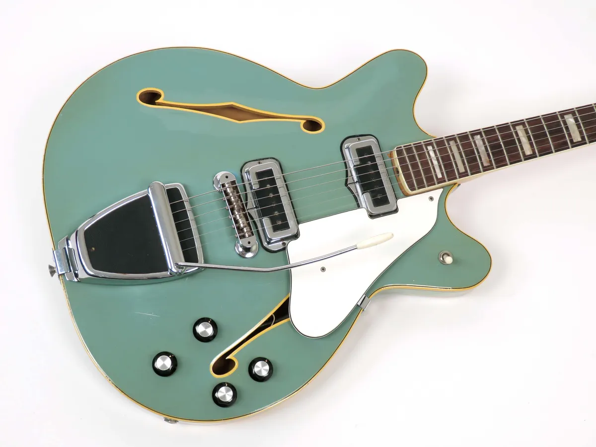 1971 Fender Coronado II Sonic Blue - Gbase