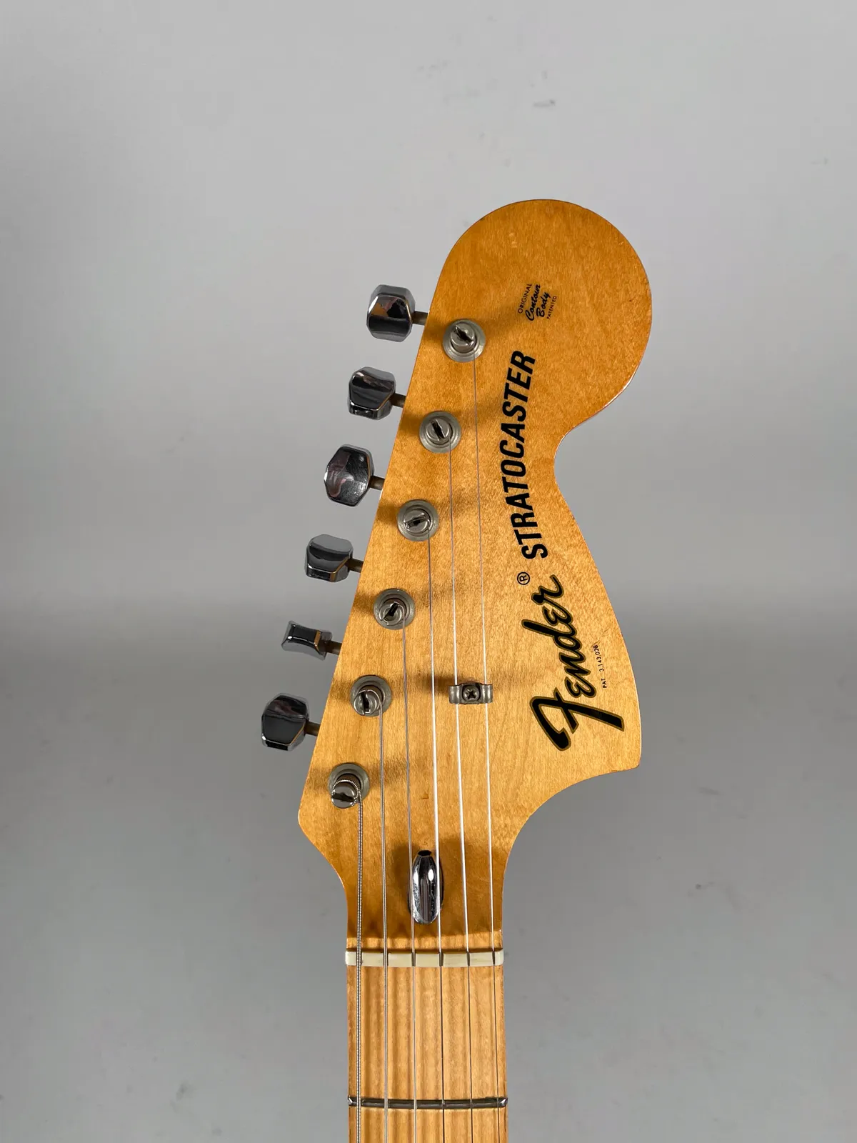 Fender Stratocaster 1972 ビンテージ 1972 Fender Stratocaster Sunburst Vintage Guitar w/OHSC - Gbase