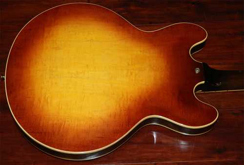 1972 Gibson ES335 TD Sunburst > Guitars Electric SemiHollow Body