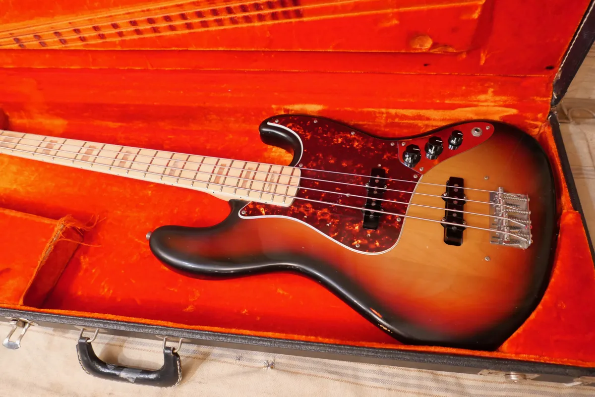 1975 Fender Jazz Bass Sunburst - Gbase