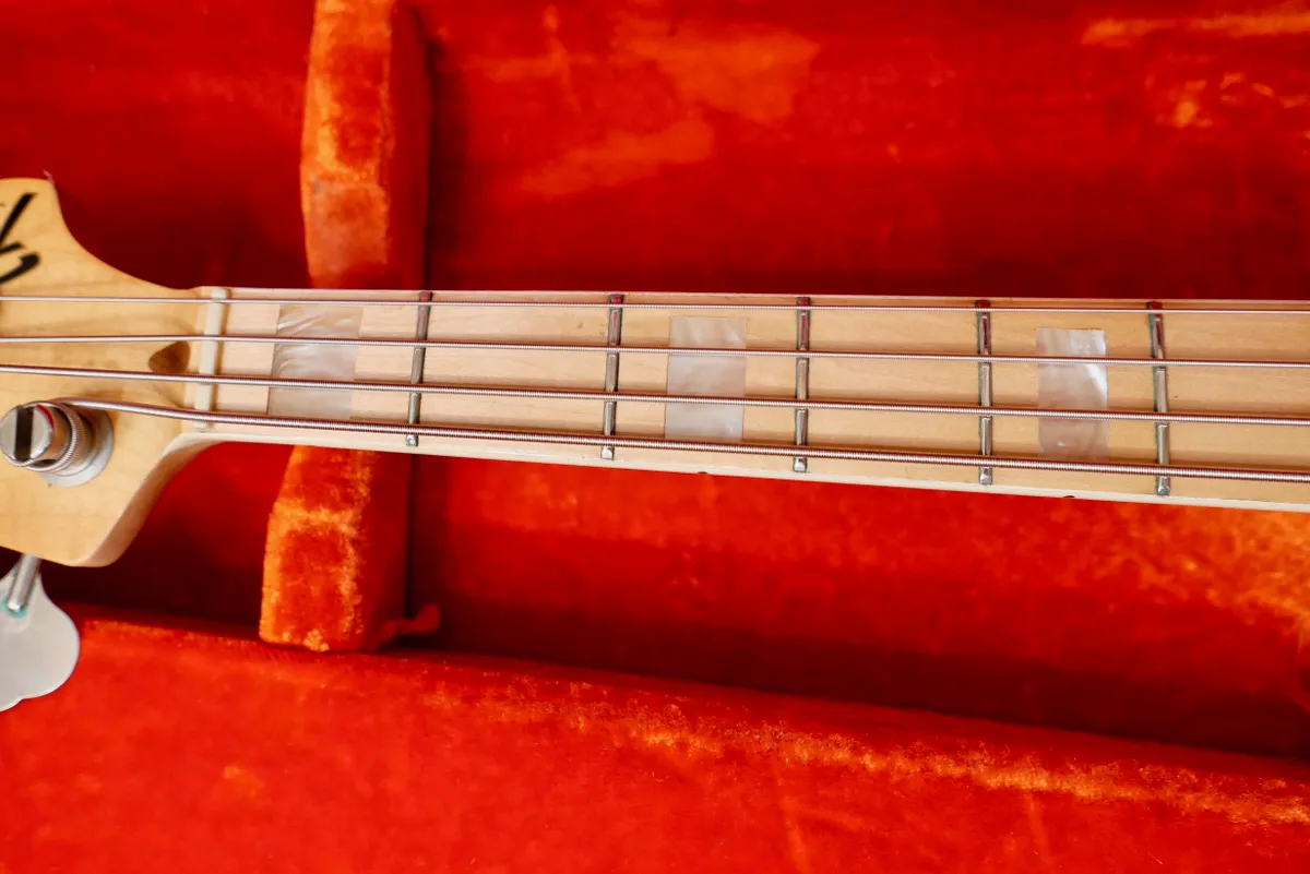 1975 Fender Jazz Bass Sunburst - Gbase