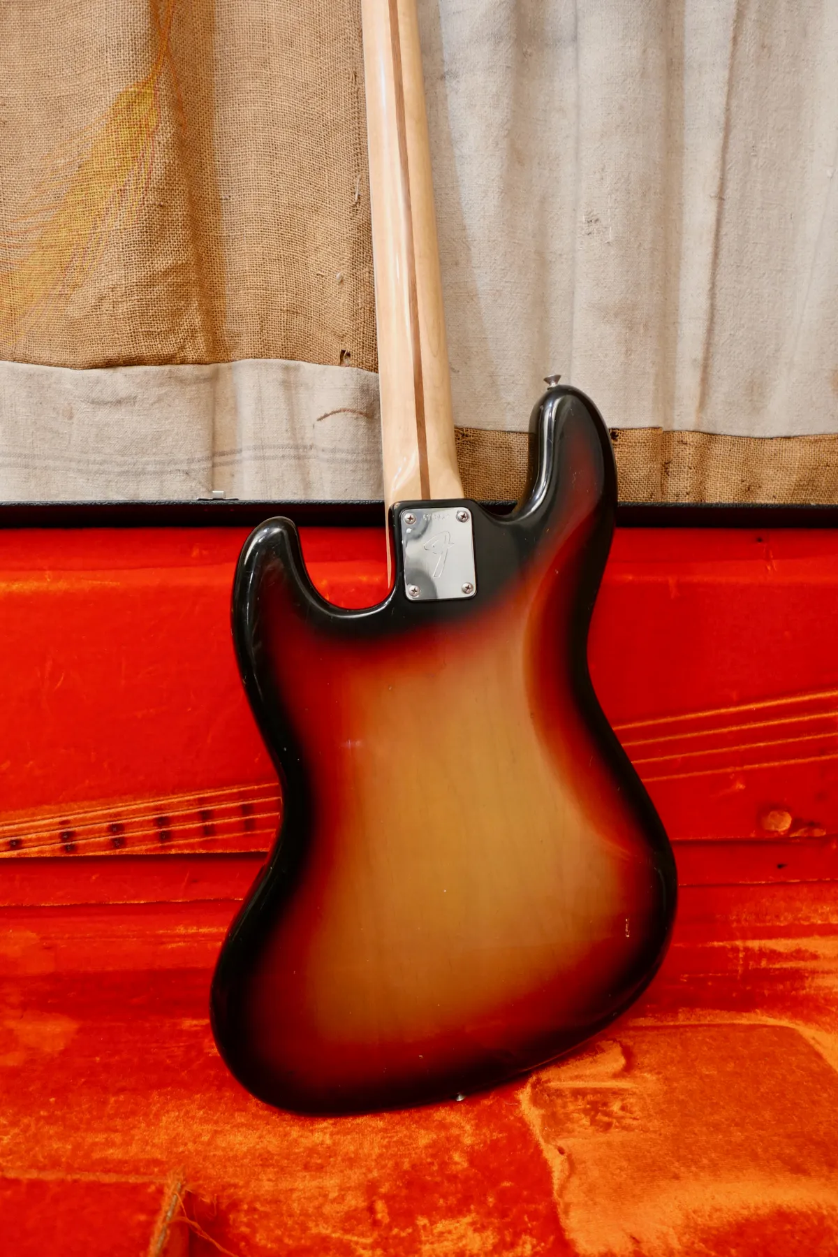 1975 Fender Jazz Bass Sunburst - Gbase