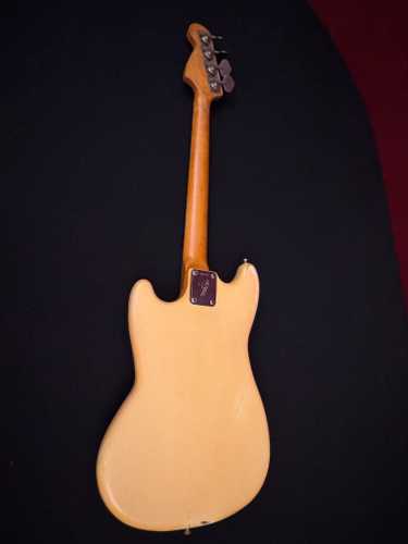 1976 Fender MusicMaster - Gbase