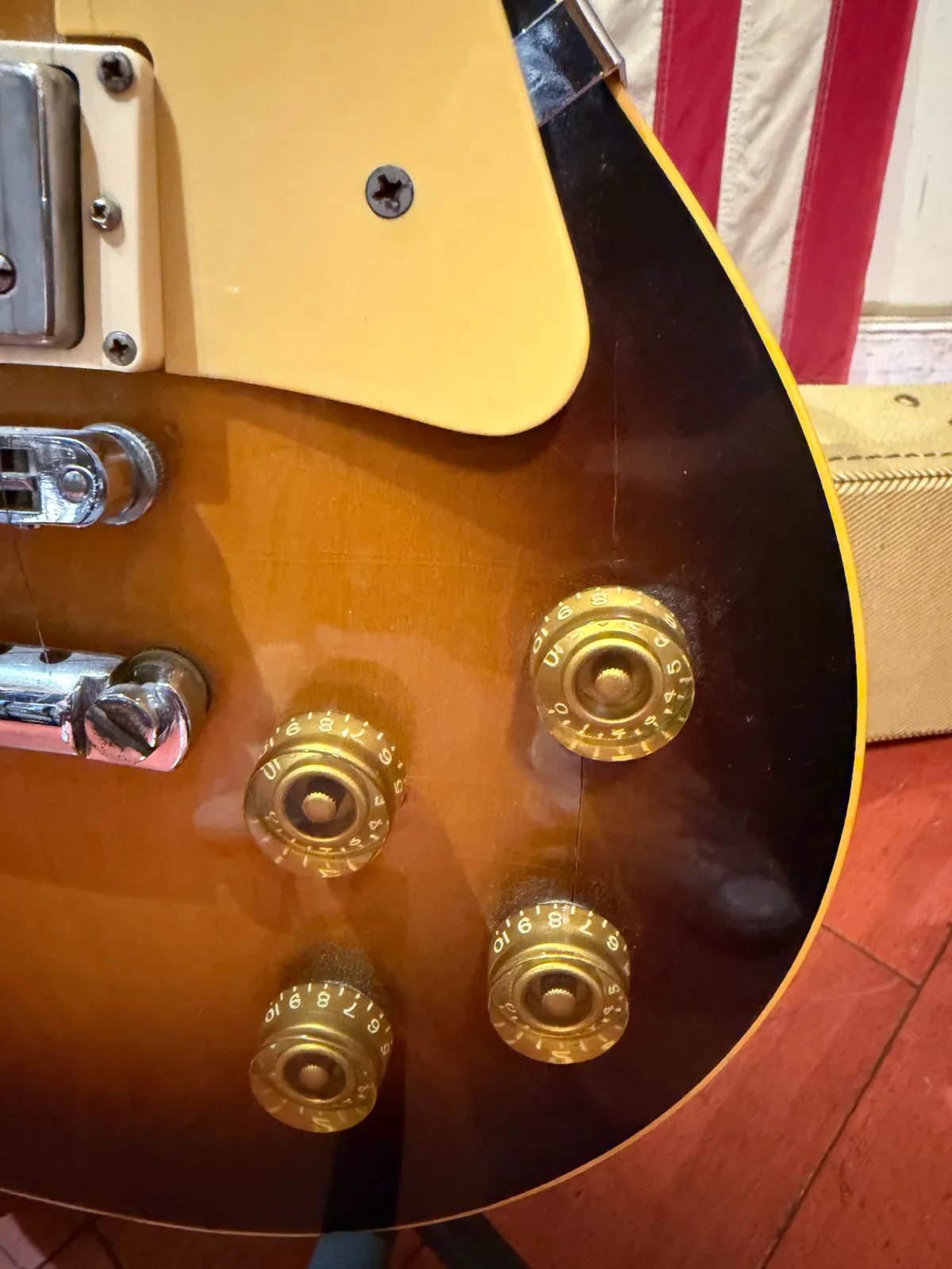 1977 Gibson Les Paul Standard Sunburst - Gbase