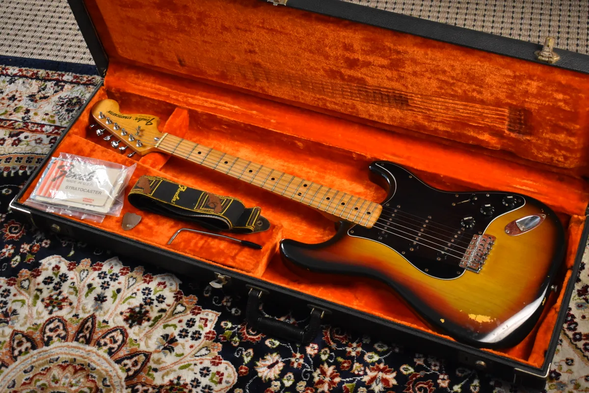 1979 Fender Stratocaster Sunburst - Gbase