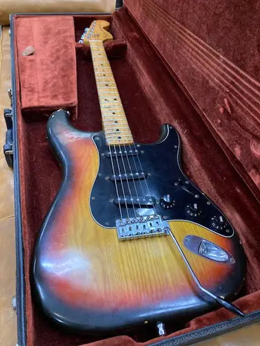 fender tobacco sunburst 2022 Player Stratocaster HSH Its ready to serve your musical vision 1979 Fender Stratocaster Sunburst w/OHSC
