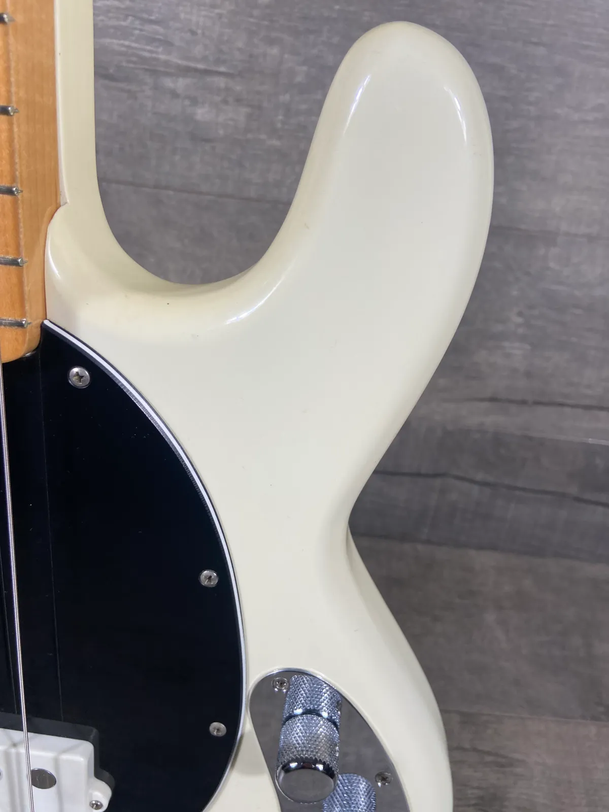 1979 Music Man Stingray Bass White - Gbase