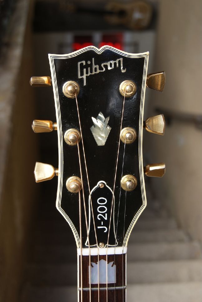 1980 Gibson J-200 Artist Natural - Gbase