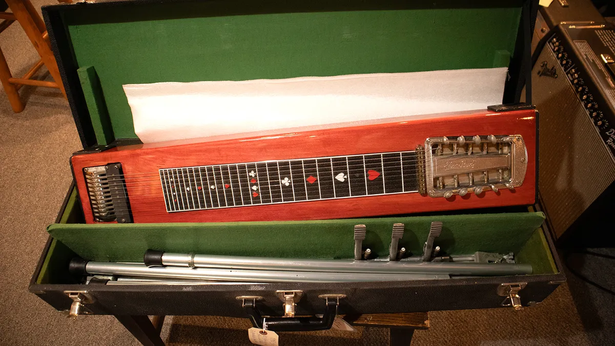 1980 Sho Bud Maverick Red > Guitars Lap, Pedal & Table | Willies
