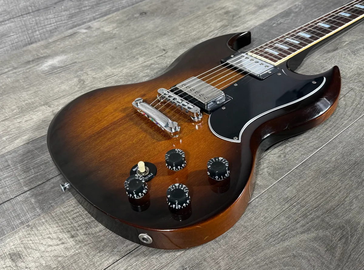 1981 Gibson SG Standard Sunburst - Gbase