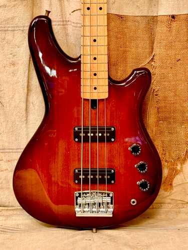 1981 Yamaha Super Bass 800S Dark Stain > Guitars Bass | Southside