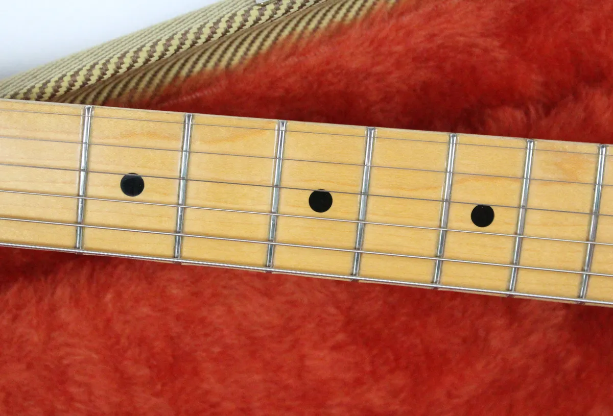 1982 Fender American Vintage '52 Telecaster (AVRI) Butterscotch
