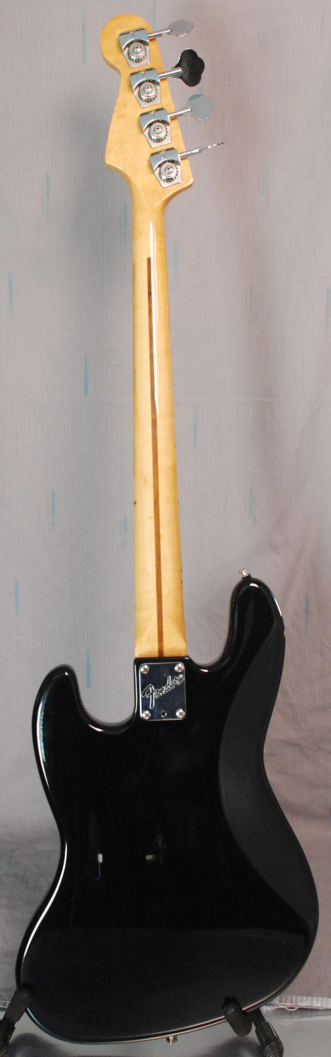 1983 Fender Jazz Bass, Smith era, maple neck black - Gbase