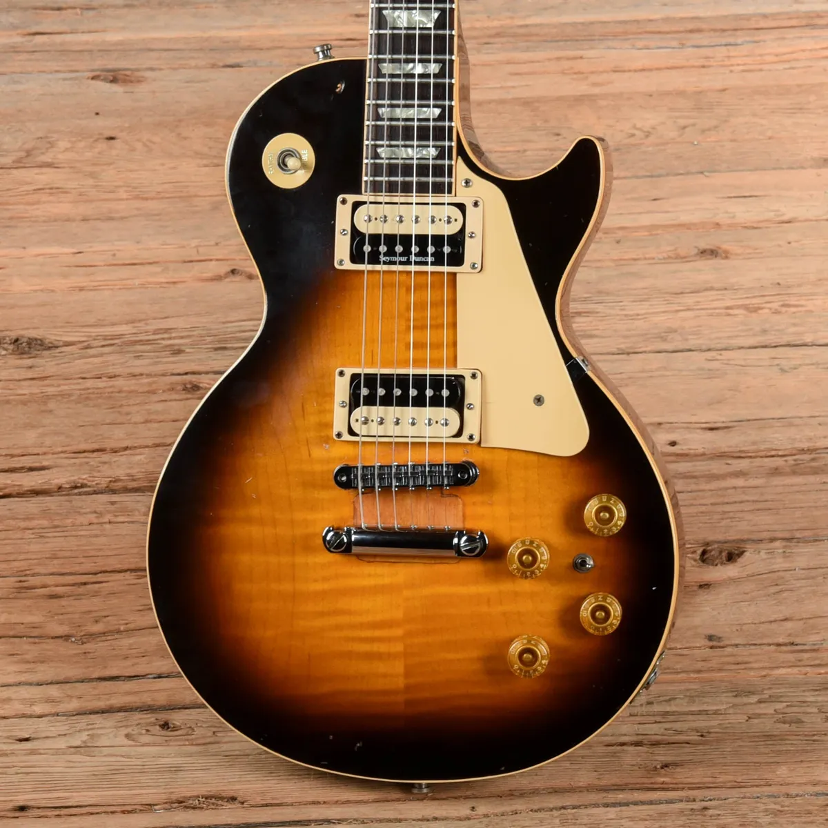 ジョン　nobland Les Paul type sunburst Gibson Les Paul Standard Sunburst 1983 - Gbase