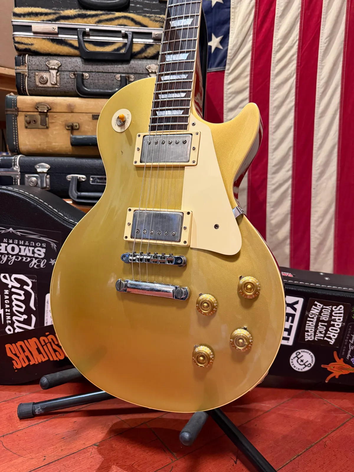 1985年製Tokai Les Paul Type, Love Rockケース付 1985 Tokai Love Rock Les Paul Standard Goldtop - Gbase