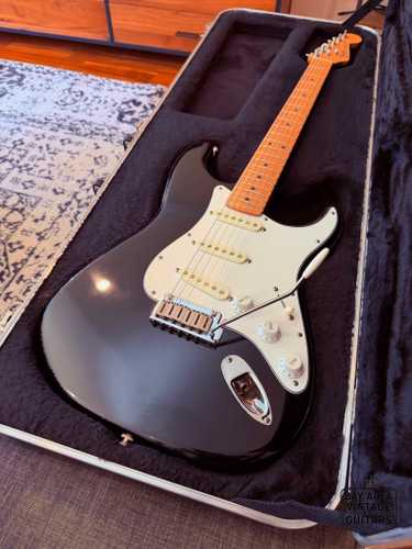 1988 Fender American Standard Stratocaster - Black - w/OHSC - Gbase