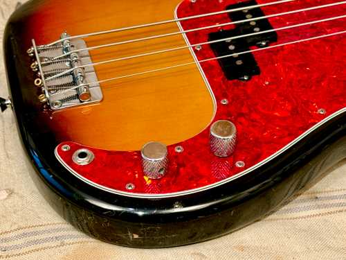 1989 Fender MIJ '62 Reissue Precision Bass PB62 3 Tone Sunburst