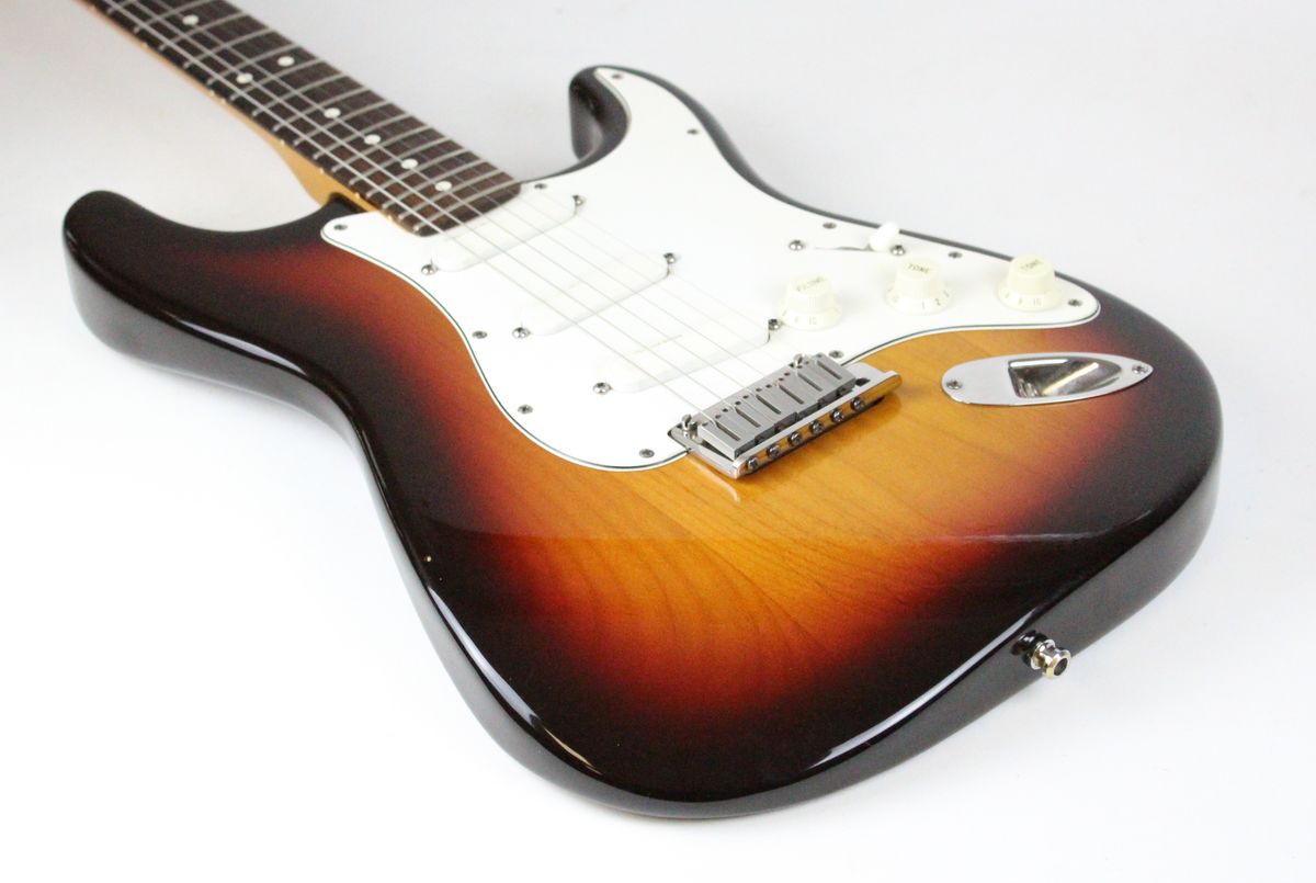Fender Stratocaster サンバースト Jシリアル 1989 Fender Stratocaster サンバースト Jシリアル 1989 Fender