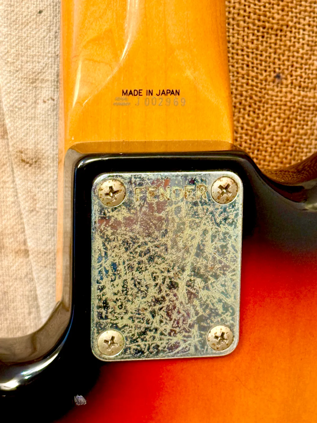 1990 Fender MIJ '62 Reissue Precision Bass 3 Tone Sunburst - Gbase