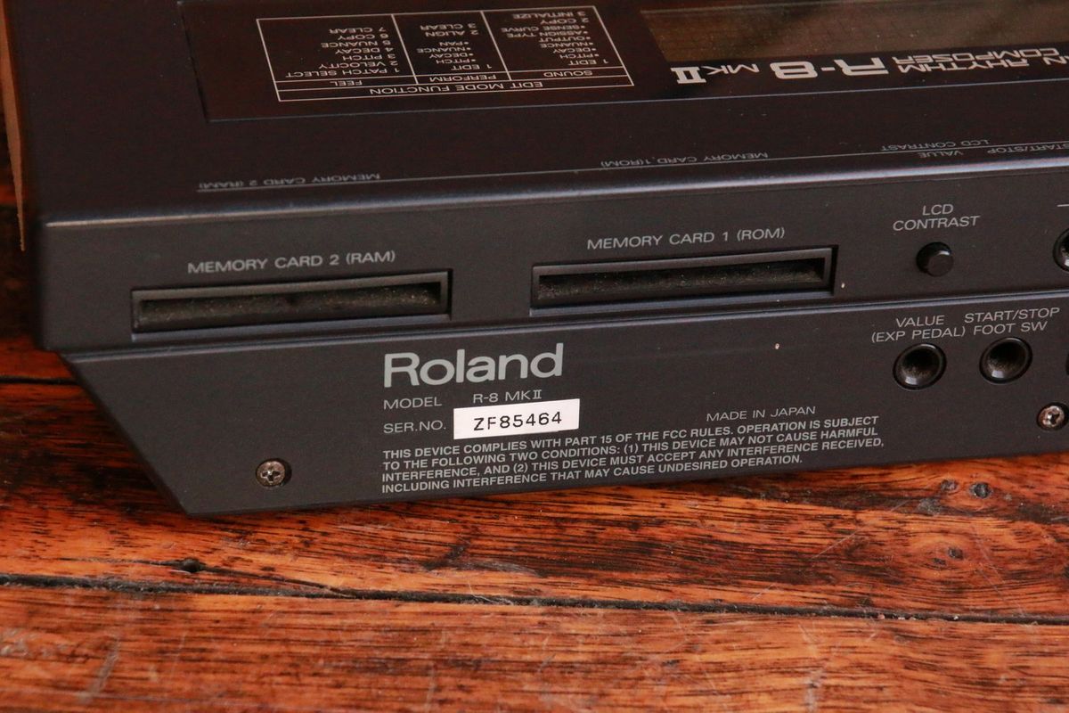 1990 Roland R-8 MKII Human Rhythm Composer Black > Keyboards