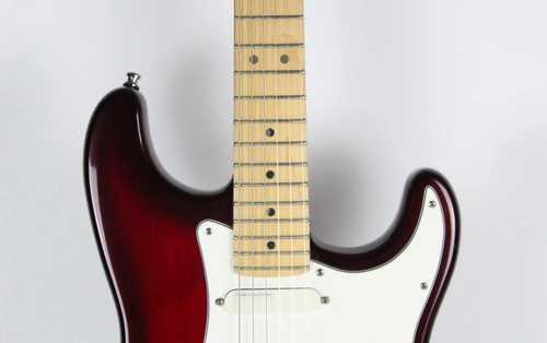 1993 Vintage Fender Stratocaster Plus Deluxe Crimson Burst Strat