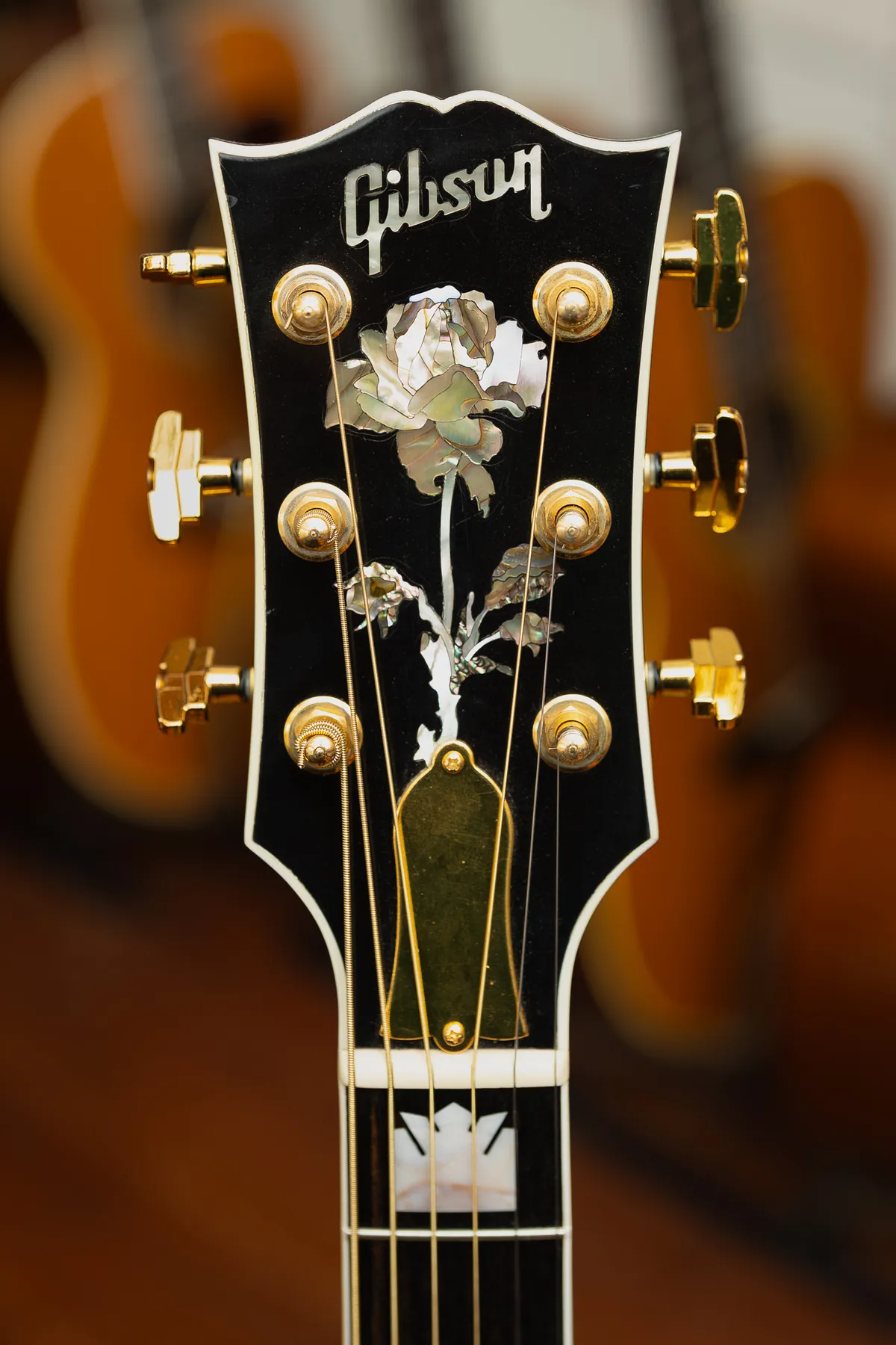 1994 Gibson J-200 Rose Black - Gbase
