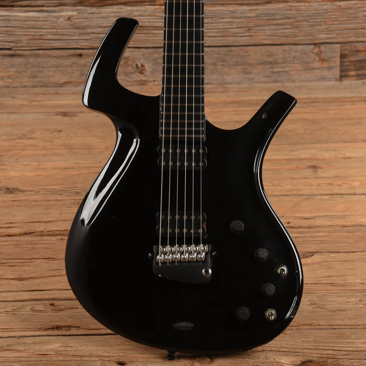1995 Parker Fly Deluxe Fly Deluxe Black Black > Guitars Electric