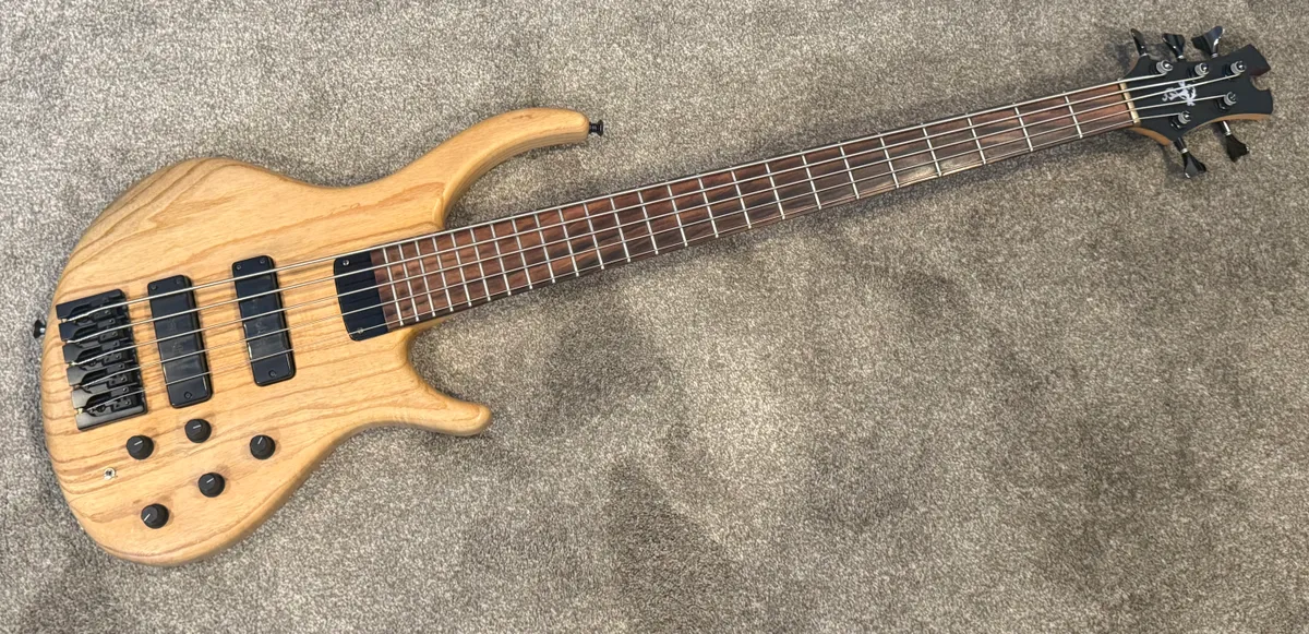1996 Tobias Killer B 5 String Natural - Gbase