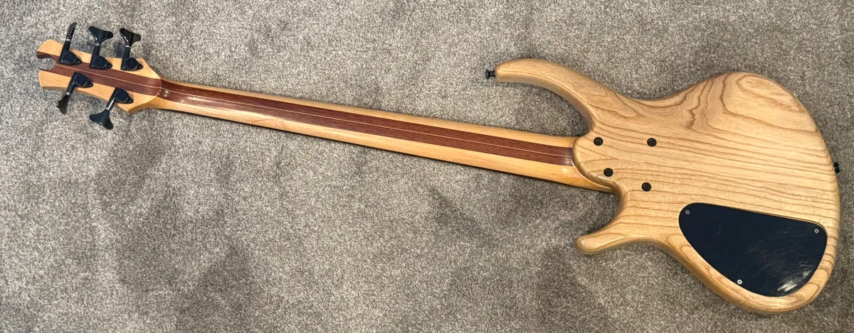 1996 Tobias Killer B 5 String Natural - Gbase