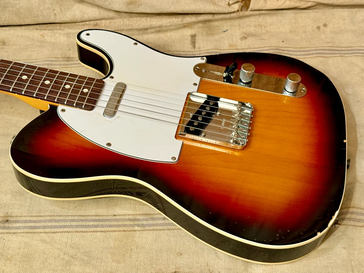 1997 Fender MIJ-CIJ '62 Reissue Telecaster Custom 3 Tone Sunburst