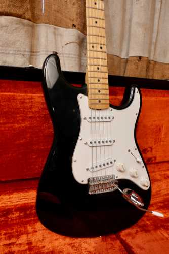 ギター Fender Standard Stratocaster Black Fender Special Edition Standard Stratocaster HSS Electric Guitar